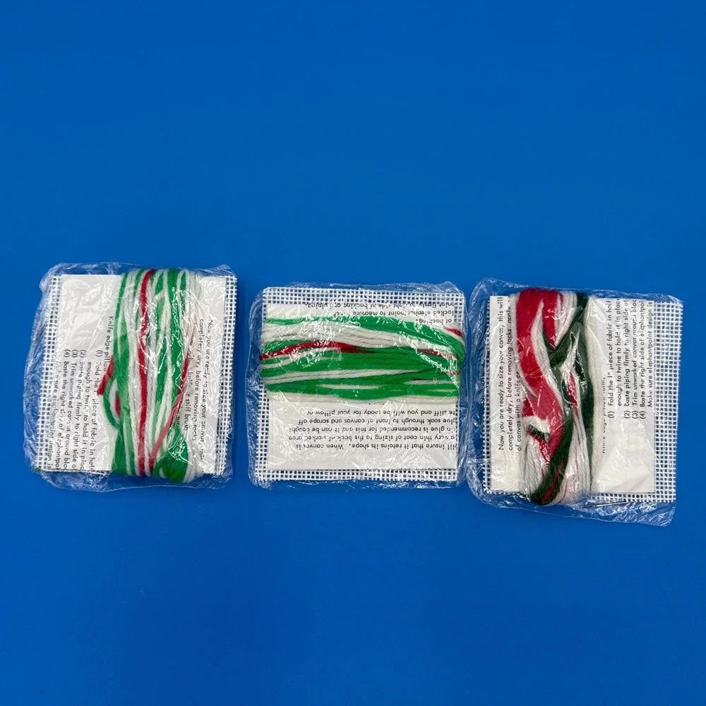 Vtg Christmas Ornament or‎ Coaster Needlepoint Kit Set Holiday NOS Sealed